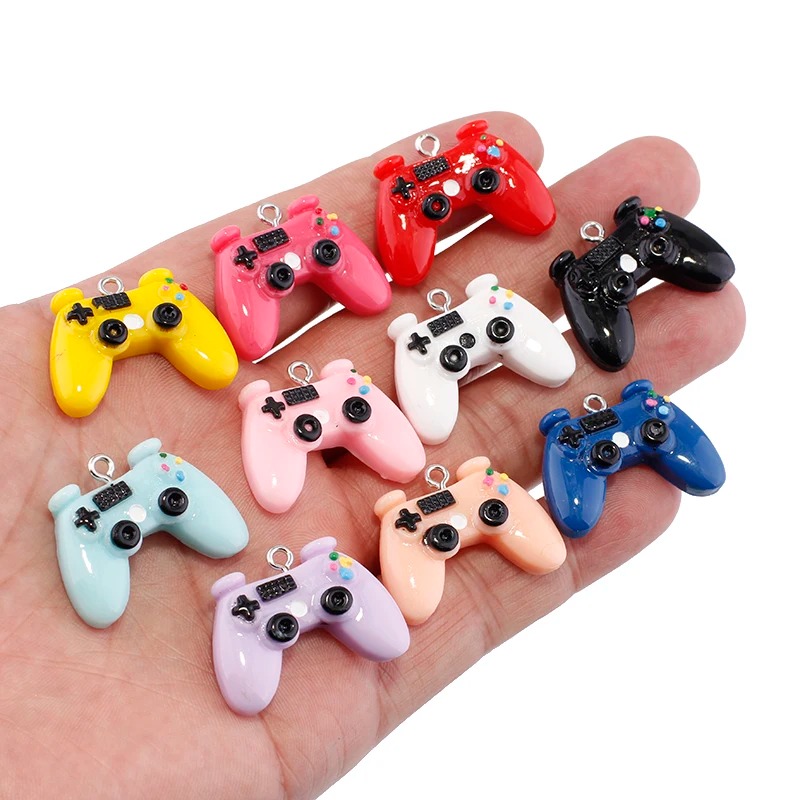 10 Breloques en Résine Manette - Jewelry Making Game avis et prix