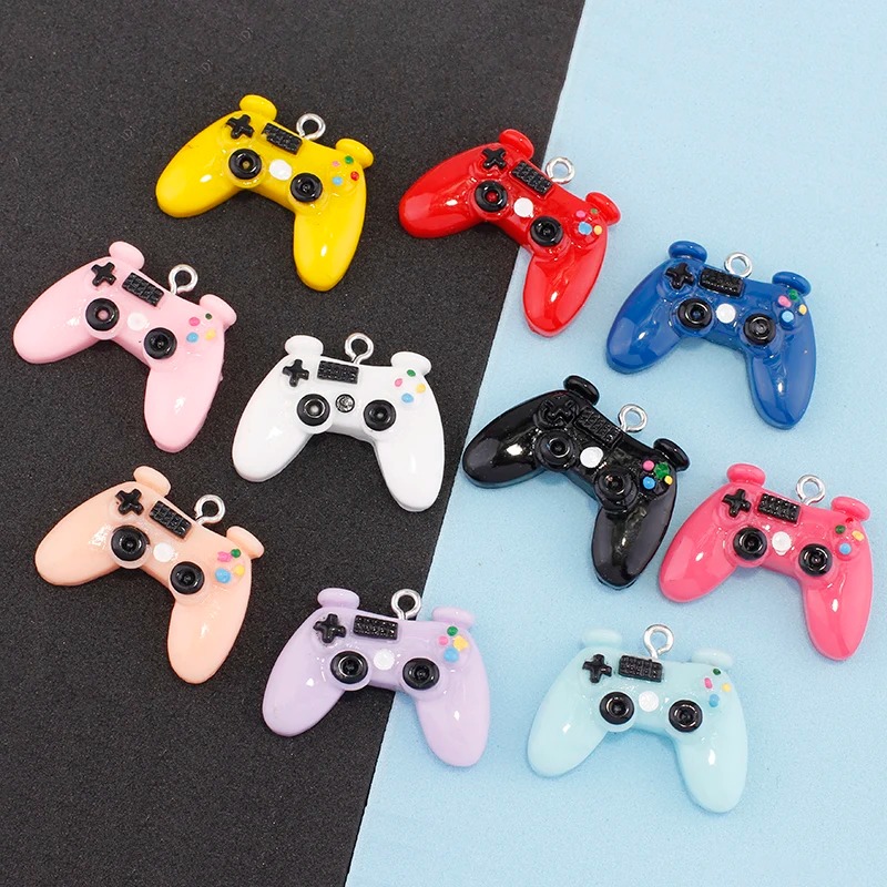 10 Breloques en Résine Manette - Jewelry Making Game avis et prix