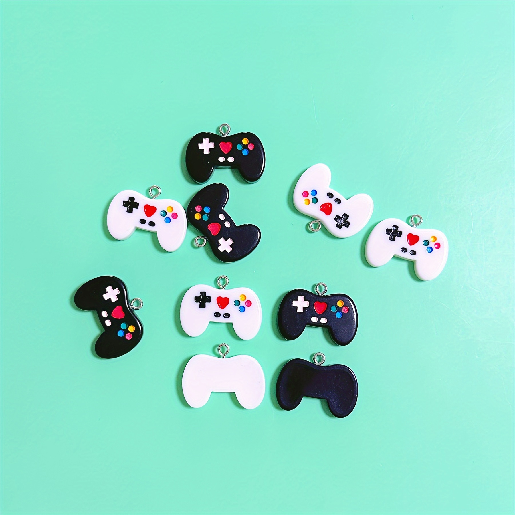 Breloques en résine noires pou - Jewelry Making Game avis et prix